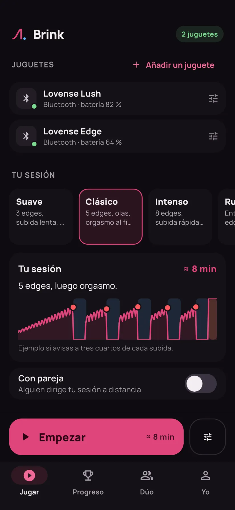 La pestaña Jugar: dos juguetes conectados, Lovense Lush y Lovense Edge, los preajustes, la vista previa de la sesión y el botón Empezar.