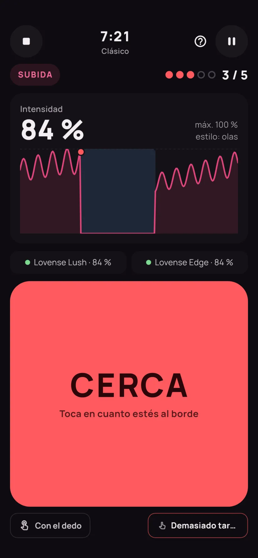 Una sesión en plena subida: intensidad al 86 %, curva en olas y el gran botón rojo CERCA.