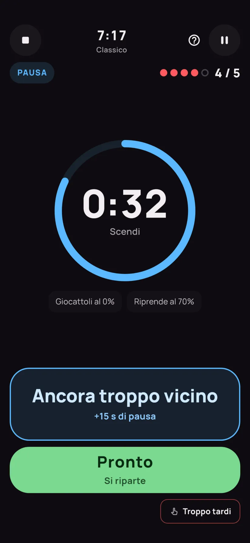 Una pausa durante la sessione: conto alla rovescia blu di 24 secondi, pulsanti «Ancora troppo vicino» e «Pronto».